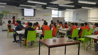 818ddfd458101f97bc6a16de34e158c3_1558677764_1529.gif