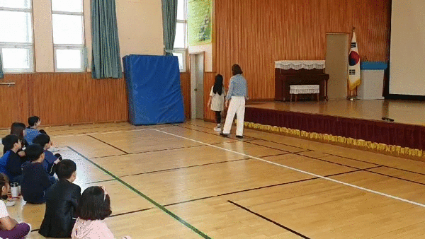 e015dbc377b979bbf88be8ff23e20959_1569310256_4066.gif