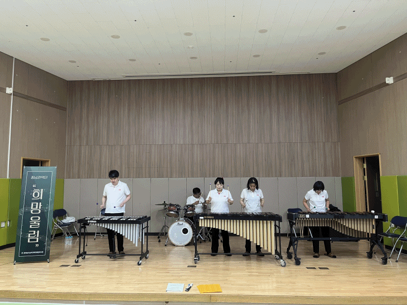 8c959708a405edf2ce3577326a835708_1758515543_7663.gif